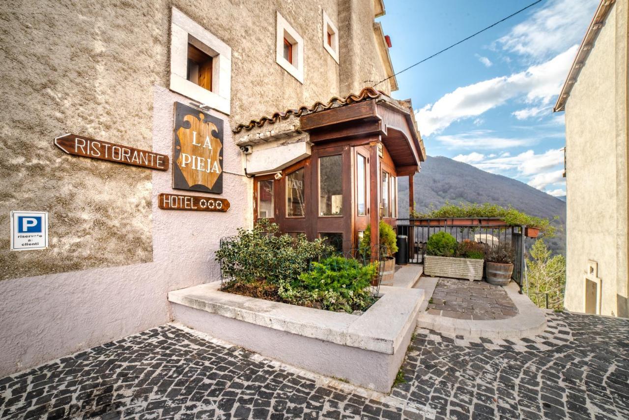Hotel La Pieja à Opi Extérieur photo